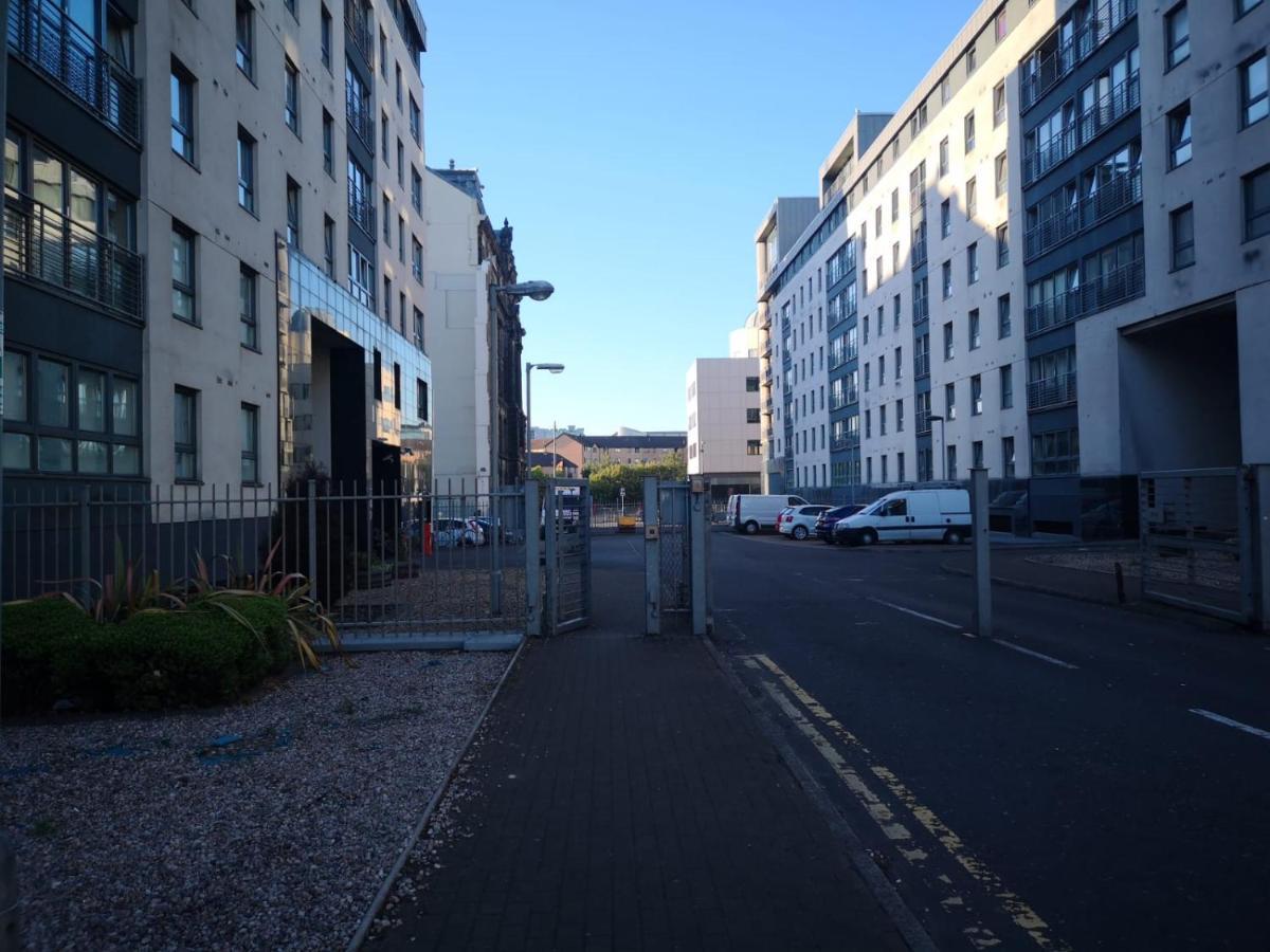 Wallace Apartment Glasgow Exterior photo